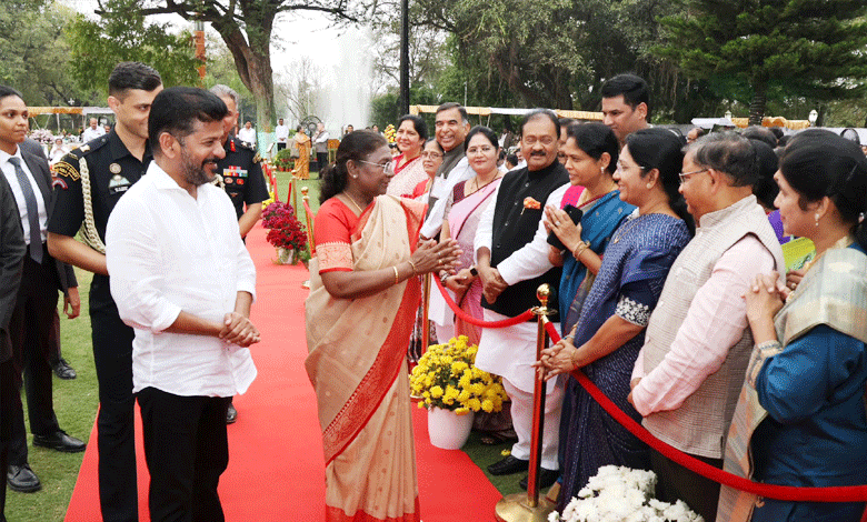 President Murmu Hosts ‘At Home’ Reception in Hyderabad; CM Revanth Reddy, Shabbir Attend