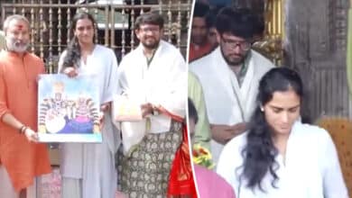 PV Sindhu Visits Tiruchanur Sri Padmavathi Temple with Husband