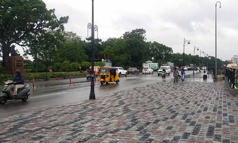 Rainfall Across Hyderabad: City Enjoys Cooler Temperatures with Light Drizzle