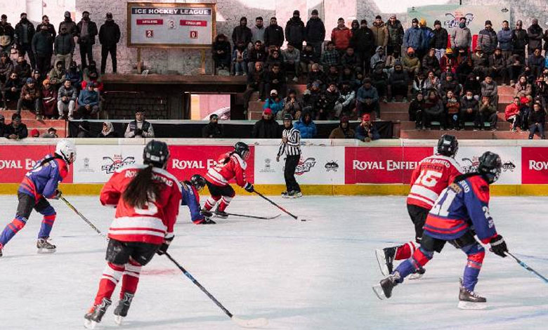 Ice Hockey League to Begin in Leh with 10 Men's and 5 Women's Teams