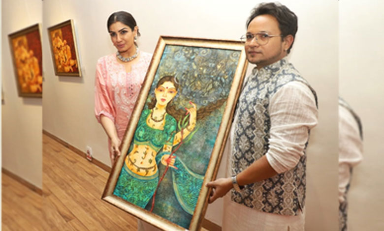 Raveena Tandon Lauds Vishal Sablley’s ‘Nayika’ Art Exhibition for Empowering Women