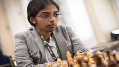 Vishy Anand congratulates Vaishali for bronze medal at World Blitz Championship